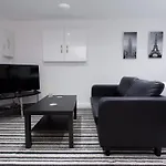 Shaftesbury Apartment Leeds (West Yorkshire)